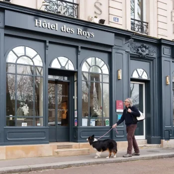 Façade de l’Hôtel des Roys Versailles