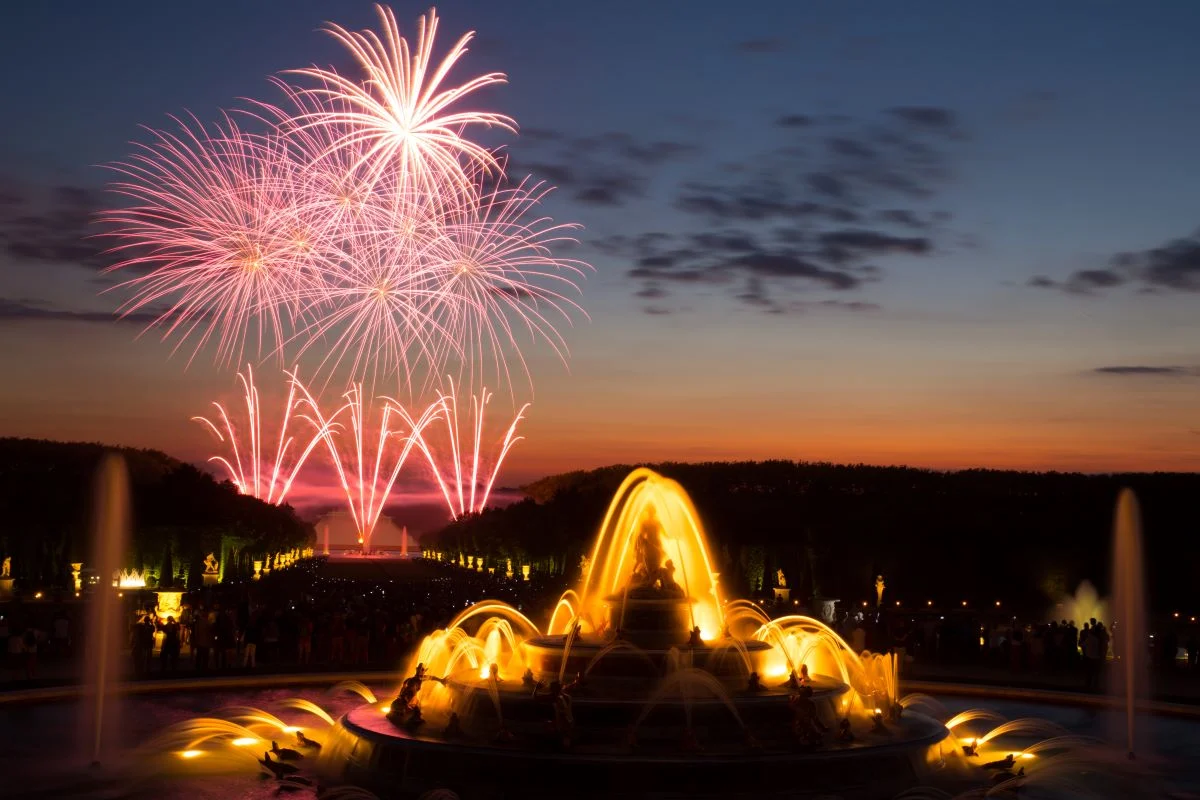 Hôtel des Roys Versailles - Les Grandes Eaux Nocturnes de Feu 2025 à Versailles